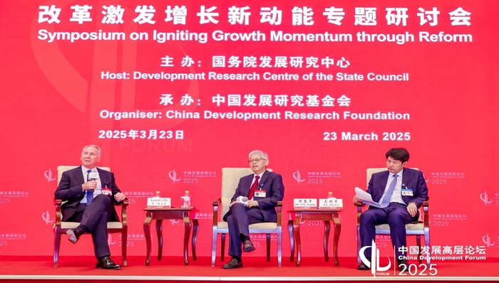 城堡投资创始人格里芬:美国的政策充满不确定性,中国在促进经济增长方面做得很好