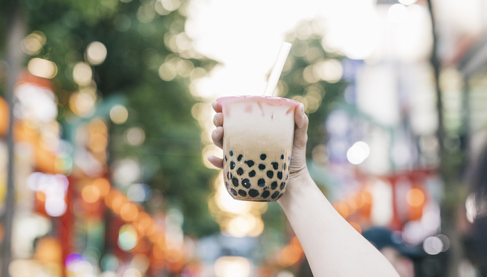 中国茶饮“美股第一股”要来了:霸王茶姬年GMV达295亿元