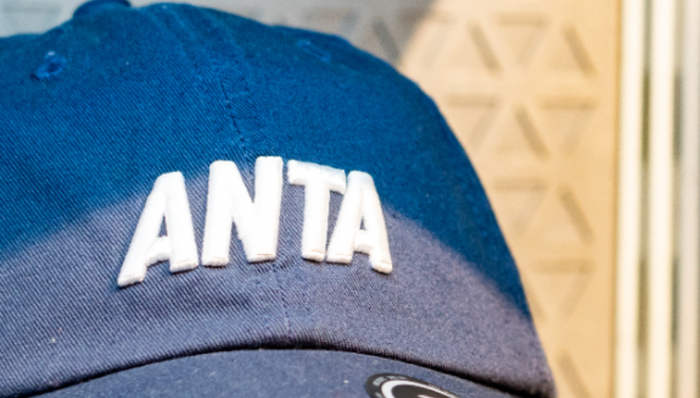 并購,運(yùn)動品牌,安踏,體育產(chǎn)業(yè),全球市場,