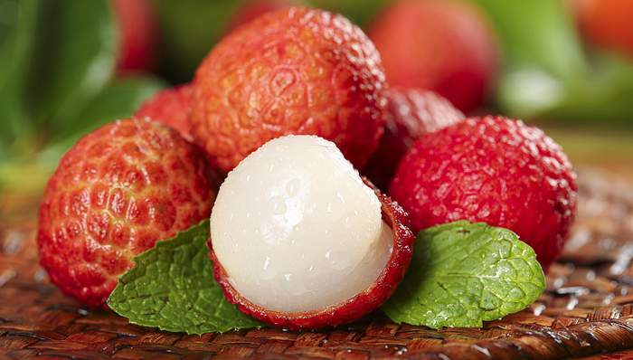 荔枝价格暴跌40%!本月零售价有望回到“10元3斤”时代