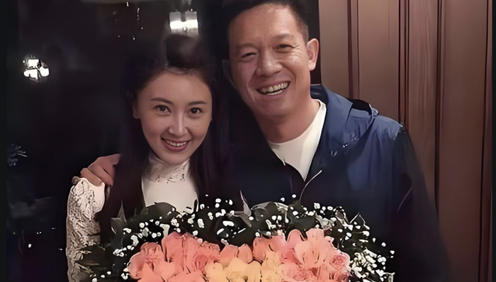甘薇宣布和贾跃亭离婚,否认资产转移