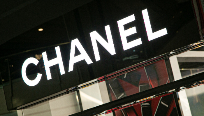 香奈兒去年收入同比下跌超5%，跑輸愛馬仕和LV