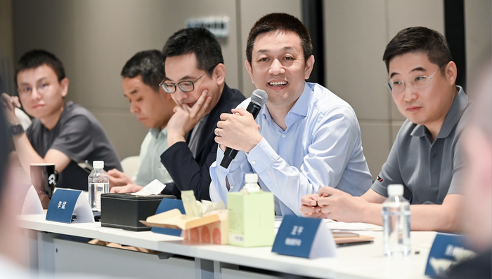 全员精打细算的蔚来,要在200天后自我造血扭亏为盈