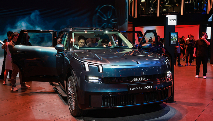 高管回應(yīng)領(lǐng)克900西藏“趴窩”事件：加裝防蟲(chóng)網(wǎng)引發(fā)散熱不良