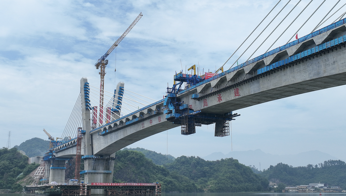 經(jīng)濟(jì)增長,消費(fèi),投資,