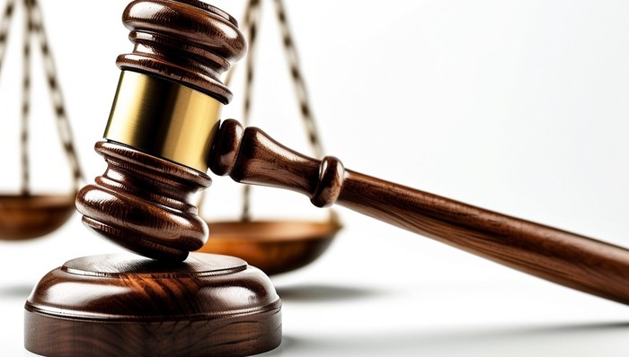 七折起拍!钜盛华所持前海财险20%股权将被司法拍卖