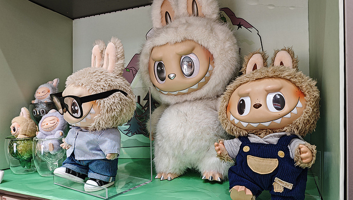 原价99元卖7800元?Labubu二手交易价格总体下降