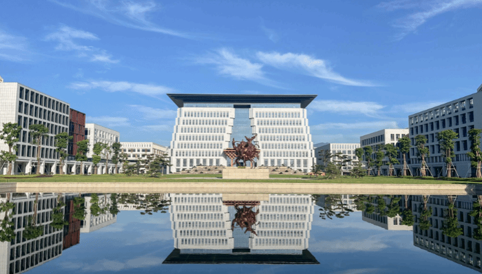 大學(xué),曹德旺,高校動(dòng)態(tài)