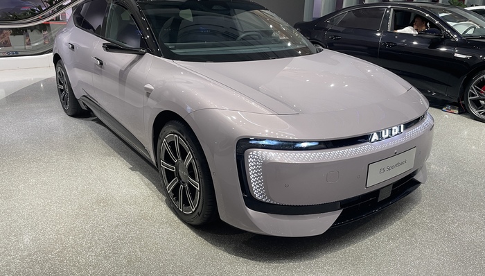 首款字母標(biāo)新車上市，奧迪嘗試“以價(jià)換量”