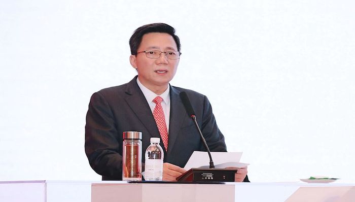 金科易主，黃紅云謝幕，1470億債務(wù)走向終局