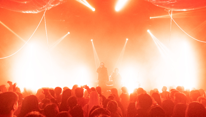 線下演出,音樂(lè)節(jié),粉絲文化,