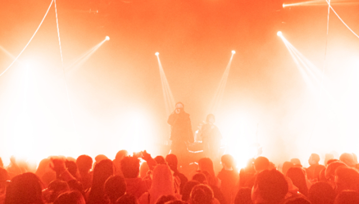 股價(jià)大漲超14%！周杰倫概念股“結(jié)盟”權(quán)志龍經(jīng)紀(jì)公司