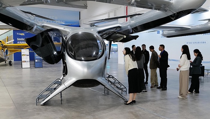 盤前機會前瞻|國辦發(fā)文！促進民間資本參與低空基礎(chǔ)設(shè)施建設(shè)，這幾家公司深耕低空經(jīng)濟領(lǐng)域值得關(guān)注（附概念股）