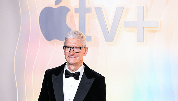 庫克暫時(shí)不會(huì)卸任蘋果CEO，或?qū)⑷温氈?028年