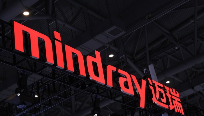 頻繁高位套現(xiàn)后，邁瑞醫(yī)療李西廷在股價低位開始增持