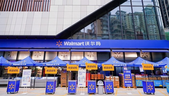 沃爾瑪?shù)脑俪霭l(fā)：商品、社區(qū)店、全渠道的一次自我重塑