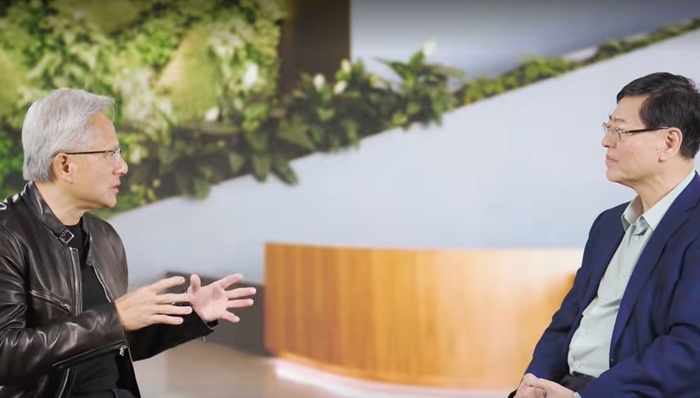 黃仁勛對(duì)話楊元慶：未來兩年內(nèi)雙方合作規(guī)模或再擴(kuò)大五倍