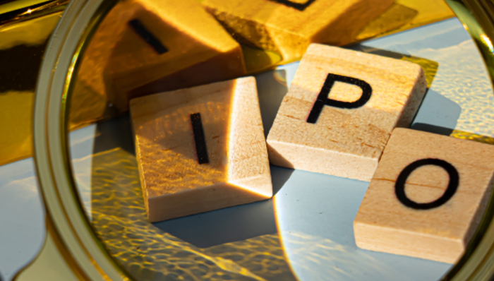 潮玩IP,上市,米哈游,