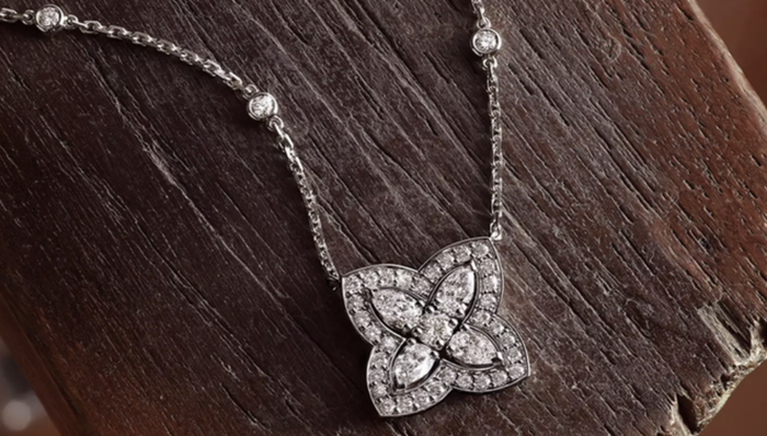 戴比尔斯;钻石;库存积压;卖不动