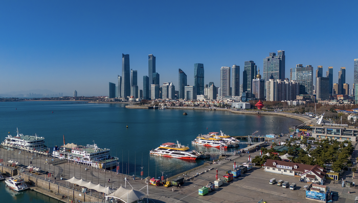 山東,經(jīng)濟(jì),山東;10萬(wàn)億GDP俱樂(lè)部;全國(guó)第三;北方第一