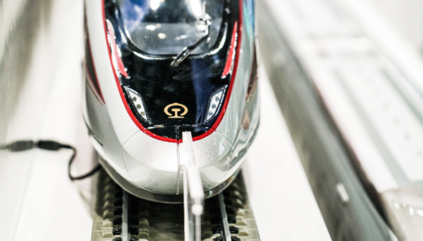 今年春运客流呈现“五个新高”，正月初六人员流动量将达3.4亿人次