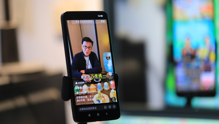 向嫣然医院捐款;李国庆;出资5000万;成立公益基金会