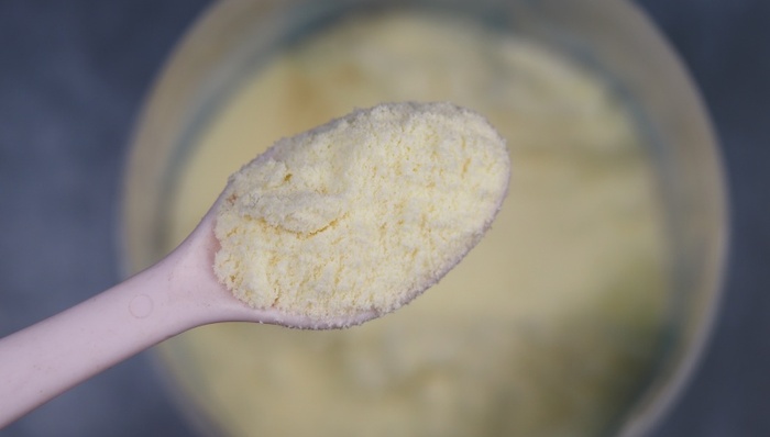 法國;問題奶粉;嬰兒死亡;疑似食用;住院治療