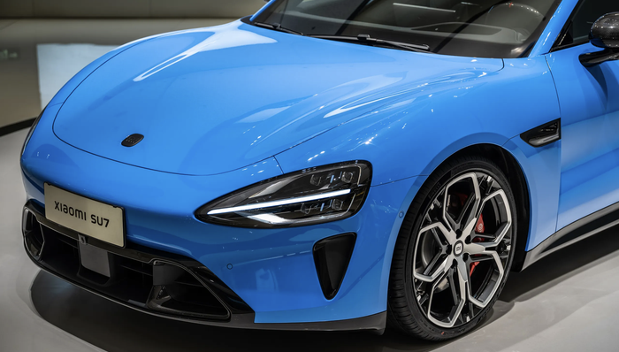 小米;初代SU7;交付;新一代SU7;4月上市发布