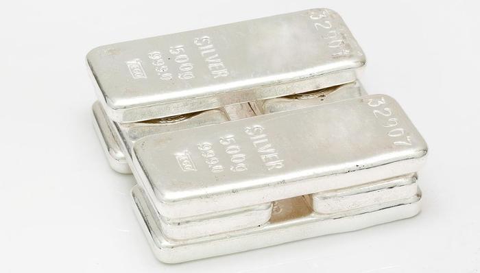 網(wǎng)紅基;國(guó)投白銀LOF;補(bǔ)償工作;小程序;超萬(wàn)人使用