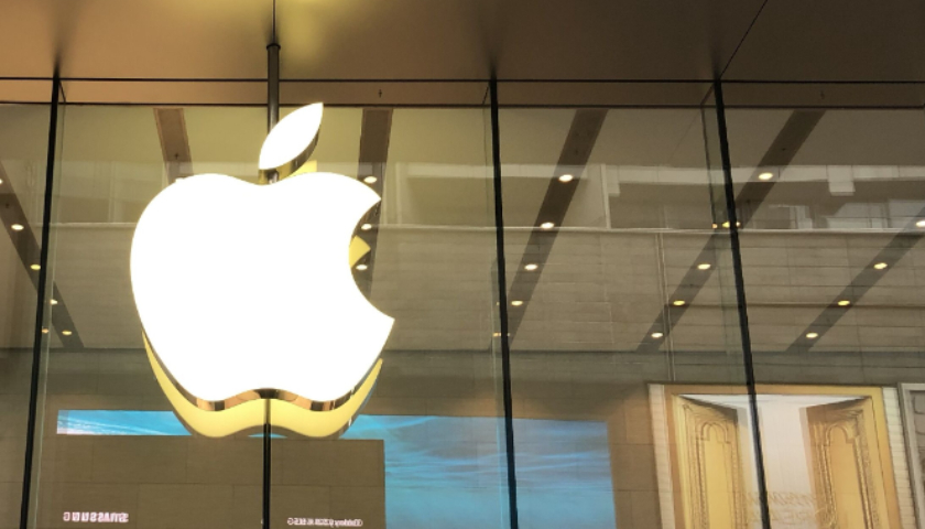 苹果商讨由谷歌托管新版Siri,而其私有云算力约90%被闲置