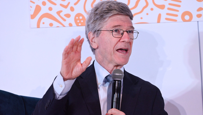 美经济学家萨克斯;全世界;阻止美以侵略伊朗;危及全球经济;中国发展高层论坛