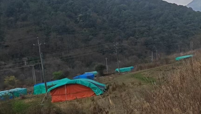 云南腾冲;暗藏赌局;抓获十余人