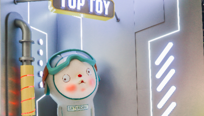 名创优品;TOP TOY;港交所;自研产品;收入占比