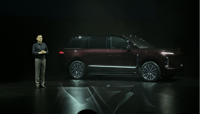 电厂 | 预售价42万元起,李斌用蔚来ES9瞄准行政SUV和MPV市场