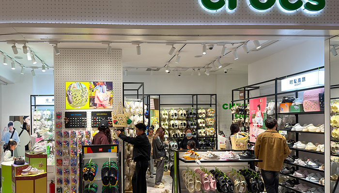 卡骆驰;线下门店;假洞洞鞋;专柜;正品;监管部门介入