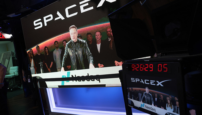 SpaceX;大涨19%;马斯克;身家破1.3万亿美元;巴菲特