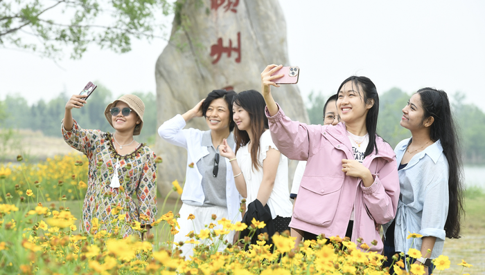 服务消费,统计局;商品零售额下降;以旧换新;去年基数影响