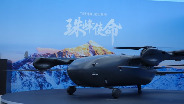大疆首款eVTOL来了,它刚刚飞上珠峰