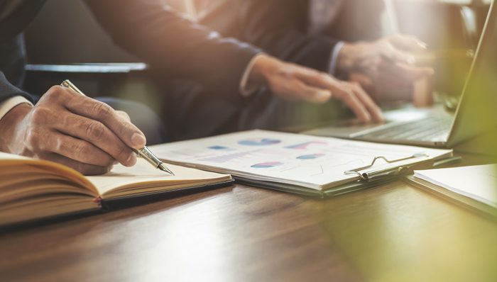 空中加油!恒生科技ETF基金(513260)涨超4%又创新高!“吃饭行情”能否持续?中金重磅发声!