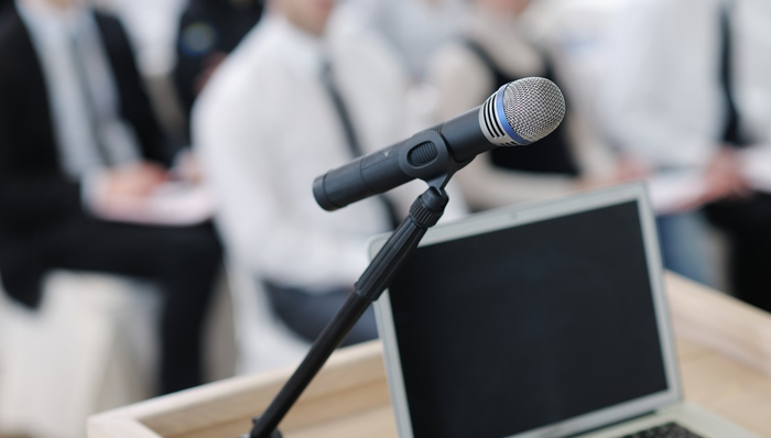 万和证券联合上交所开展“践行三投资理念,共享高质量发展”主题投教活动(四川站)