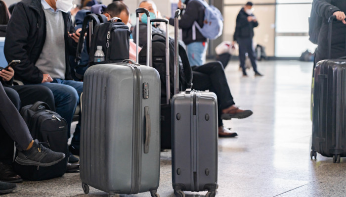 春节长假上海到发旅客926.76万人次,为2019年同期的110%