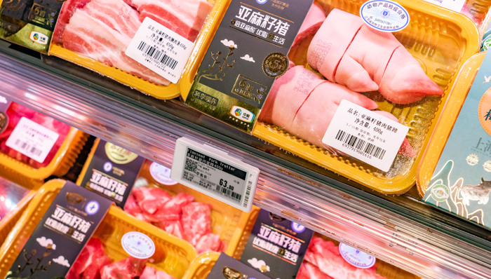 豬糧比價(jià)回升至二級預(yù)警區(qū)間，多家豬企再融資熬過行業(yè)低谷