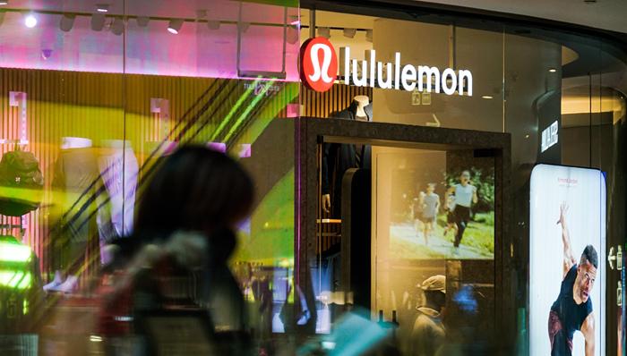 财报发布;lululemon创始人;开火