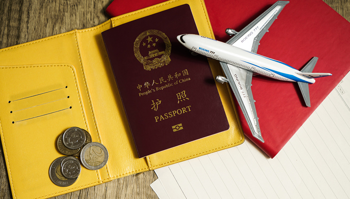 出境游；旅游