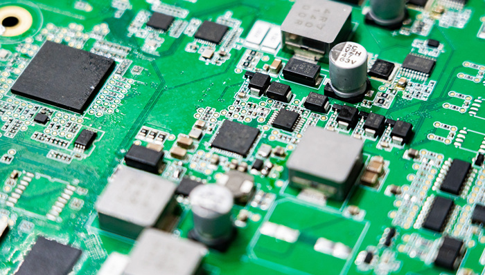 公告快評(píng)| 由贏轉(zhuǎn)虧，光庭信息半年報(bào)低于預(yù)期