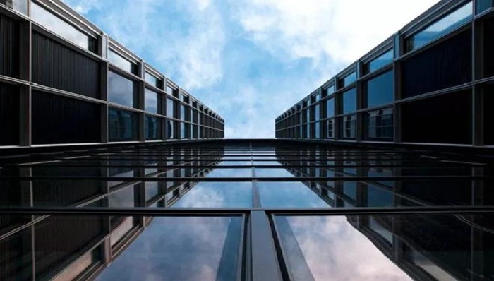 艰难一年 | 融创阶梯