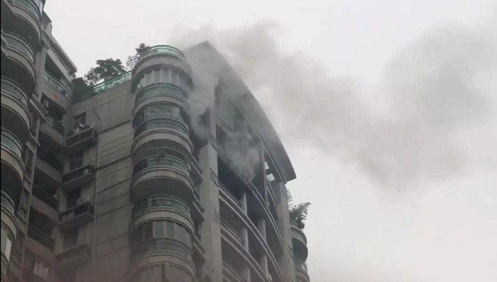 广州珠江帝景高层着火, 室内消火栓竟然没水