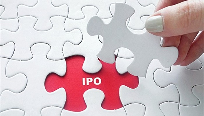 保利物业、时代邻里同日上市,遭遇“冰火两重天”