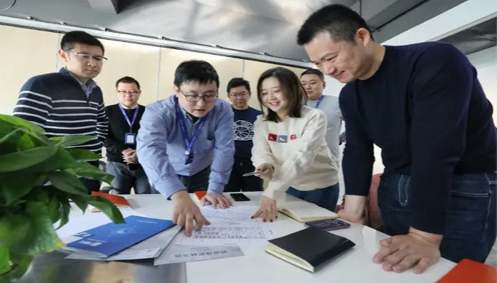 打造“人靠谱事办妥”的营商环境!普陀发展重点培育和新兴产业