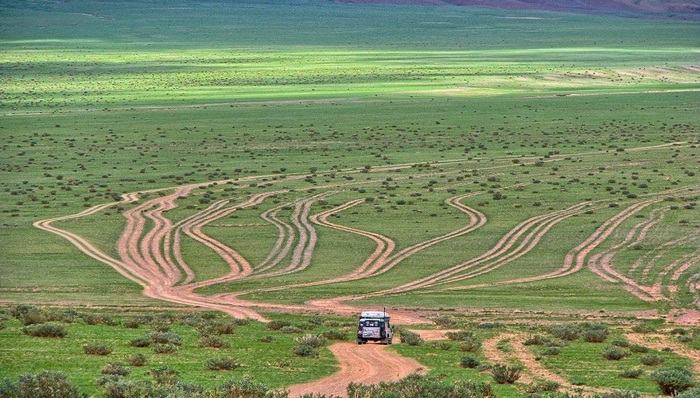 新能源汽車,互聯(lián)網(wǎng)汽車,資本市場,大廠